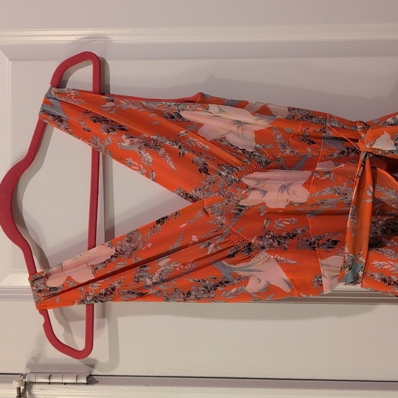 WHBM Coral Flirty Floral Print Midi Dress - Picture 11 of 14